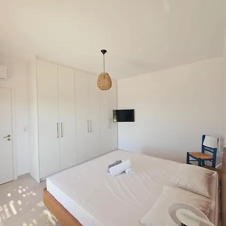 Milan 1 Mit Padelplatz