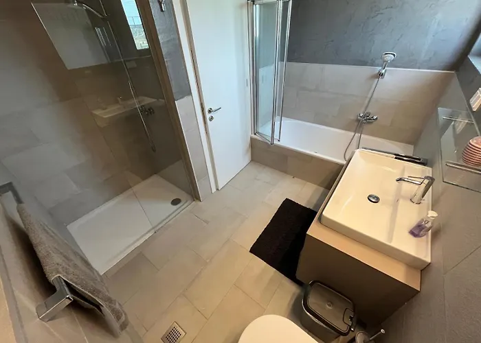 Vila Milan 1 Mit Padelplatz *